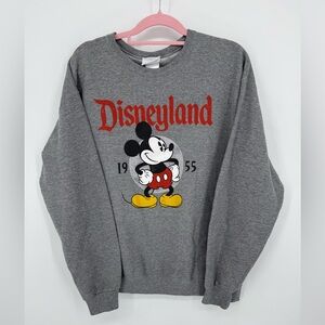 Disney Parks Disneyland Crewneck Gray Long Sleeve Sweatshirt Size Large